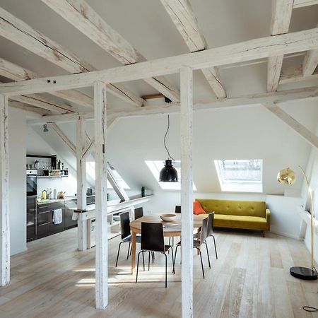 Kuenstlerzimmer Im Kulturhaus Haeselburg Гера Екстериор снимка