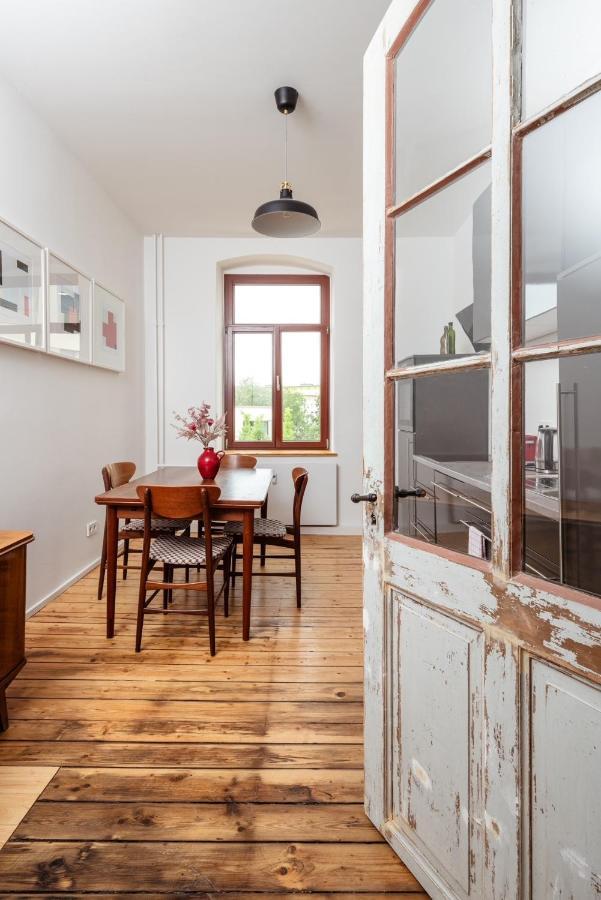 Kuenstlerzimmer Im Kulturhaus Haeselburg Гера Екстериор снимка