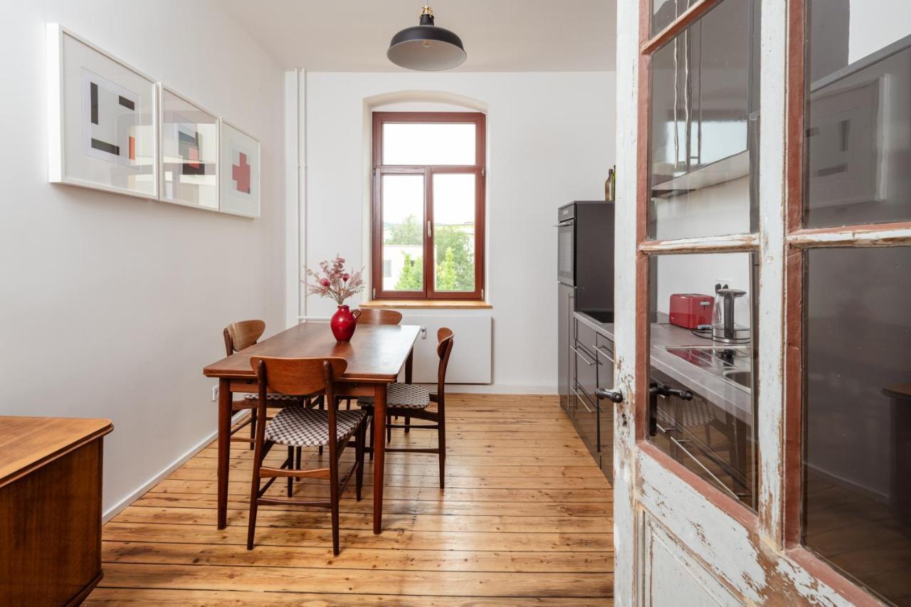 Kuenstlerzimmer Im Kulturhaus Haeselburg Гера Екстериор снимка