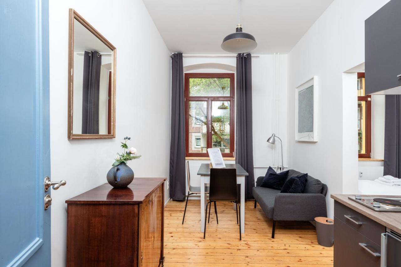 Kuenstlerzimmer Im Kulturhaus Haeselburg Гера Екстериор снимка
