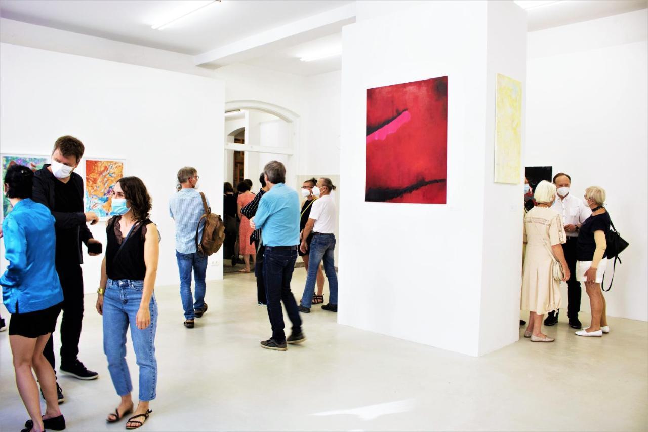 Kuenstlerzimmer Im Kulturhaus Haeselburg Гера Екстериор снимка