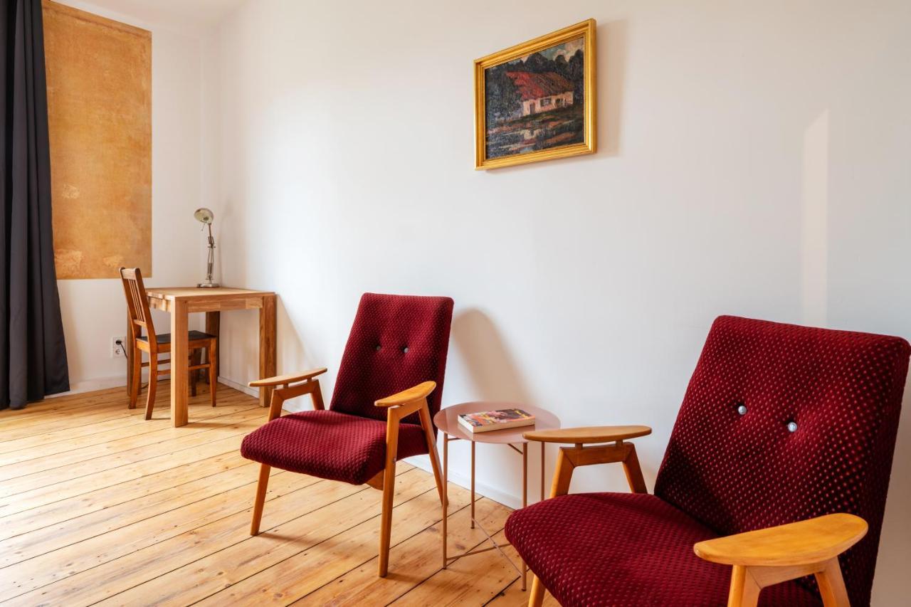 Kuenstlerzimmer Im Kulturhaus Haeselburg Гера Екстериор снимка