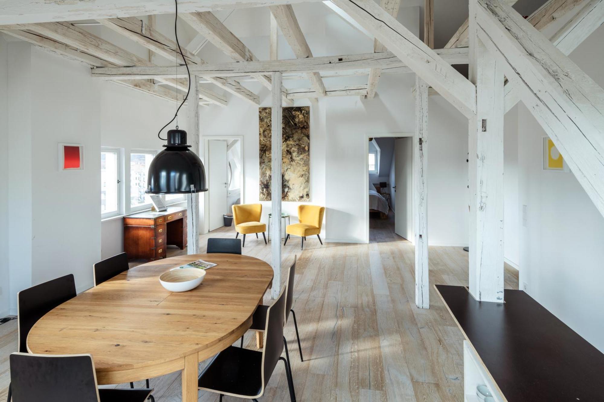 Kuenstlerzimmer Im Kulturhaus Haeselburg Гера Екстериор снимка