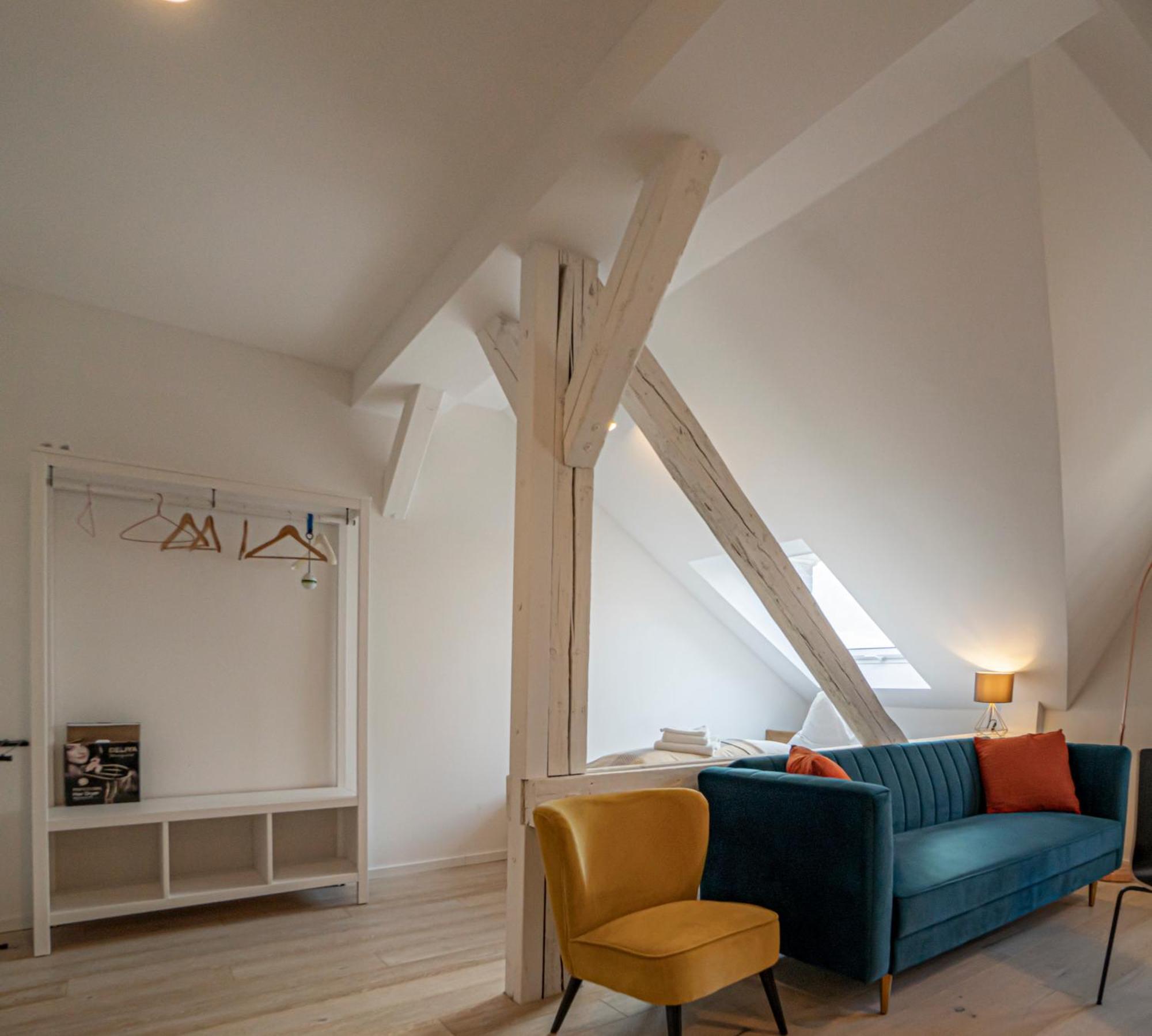 Kuenstlerzimmer Im Kulturhaus Haeselburg Гера Екстериор снимка
